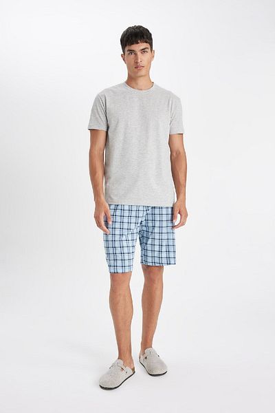 DeFacto Pyjama-Set mit Rundhalsausschnitt – Muster, kurze Ärmel und elastische Taille D0933ax24au