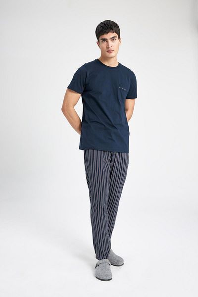 DeFacto Regular Fit rövid ujjú pizsama szett - C5769ax23wn