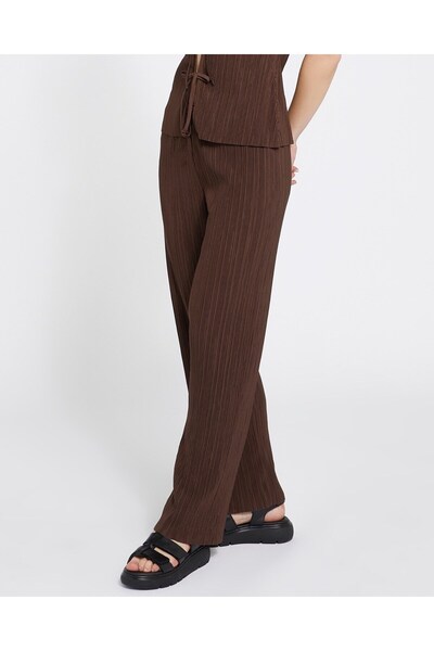 Kübra Tekstil Brown Pleated Women's Trousers