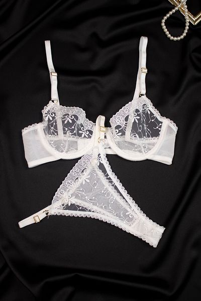 LikeSwan Σετ εσώρουχα Bralet με διάφανη δαντέλα και λευκό λουλούδι