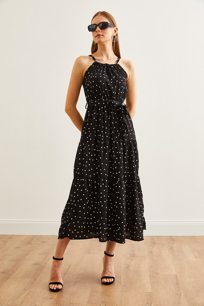 Olalook Černé viskózové šaty s ohlávkou ke krku – s páskem, Puntíky, ELB- 19001548