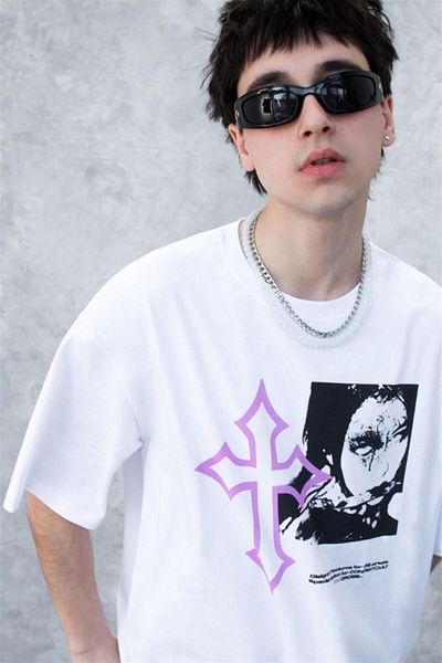 Trendiz Unisex Gothic Pink Cross Tshirt Λευκό