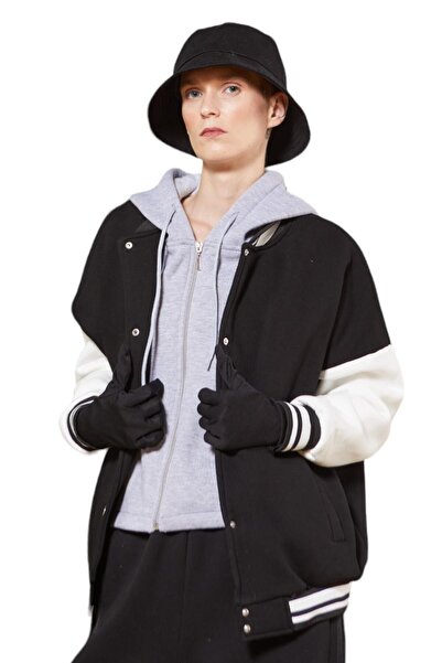 Geco Черно палто с качулка Extra College