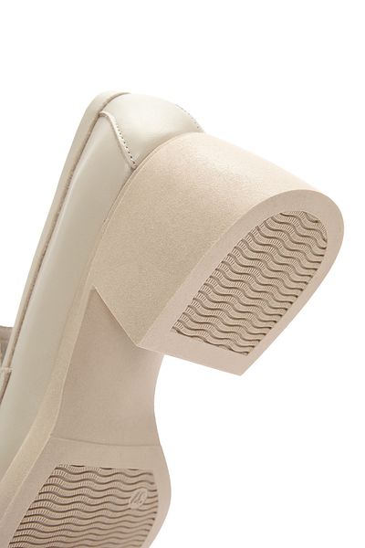 Derimod Loafer de damă cu toc gros din piele crem - 24sfd 181118