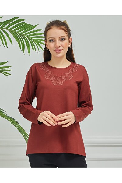 Stilmony Women's Mother Cream Embroidered Casual Middle Age Combed Cotton Blouse