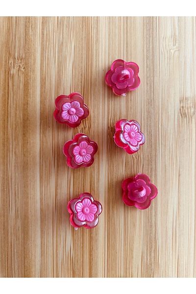 Öztürk Transparent plastic daisy baby button with bottom sewing. 1.5cm. 6 pack.