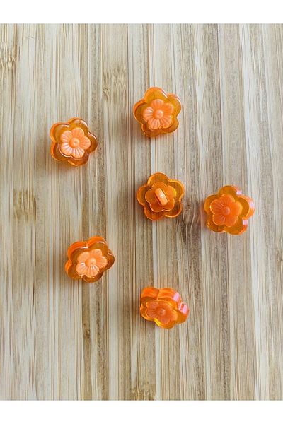 Öztürk Transparent plastic daisy baby button with bottom sewing. 1.5cm. 6 pack.