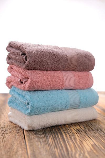 MaLana Havlu Fufy - Set de 4 prosoape moi, 100% bumbac, 50 X 90 cm pentru mâini și față
