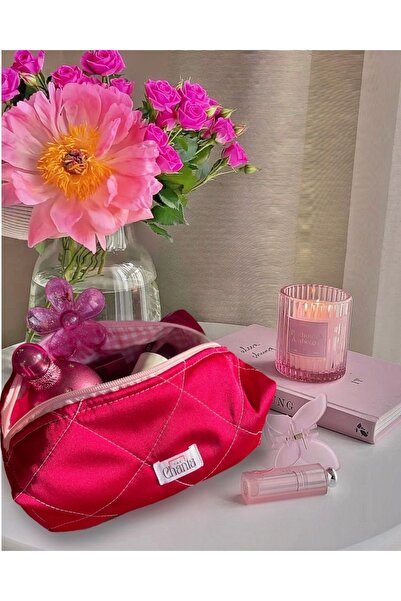 the chanta حقيبة مكياج فوشيا ساتان حجم كبير