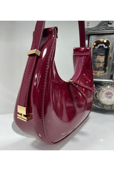 zehrakocak Cherry model patent leather lock bag