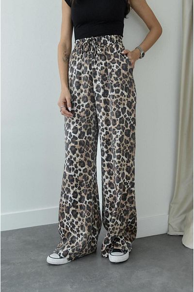 Lady Pixie Shiny Patterned Leopard Draped Trousers