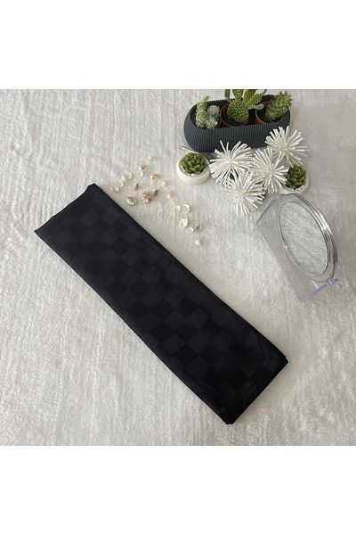 Serra Black Jacquard Women's Shawl - Checker Pattern
