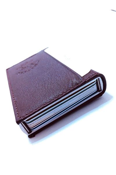 willpolo Genuine Leather 10' Automatic Card Holder with Mechanism Unisex Cradle Card Holder