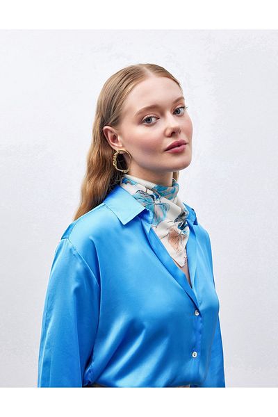 THE MOON Lana Blue Leaf Patterned Vegan Silk Scarf