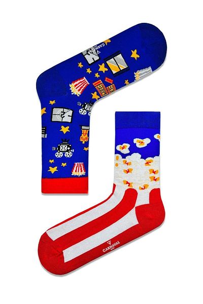 CARNAVAL SOCKS Десни и леви цветни чорапи с шарки от кино „Пуканково кино“