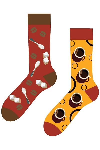 CARNAVAL SOCKS Десни и леви цветни чорапи с шарка на кафе