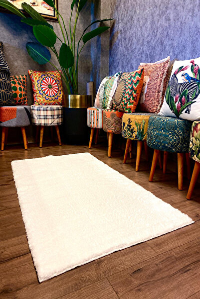 DEKOMOD Peluş Halı Beyaz Tüylü Yumuşak, Yıkanabilir, Kaymaz Taban Dekoratif Halı Yolluk