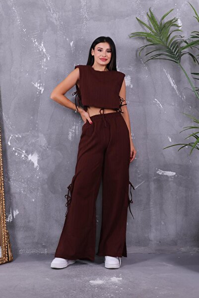 ZEYWEAR بدلة بلوسو مع تفاصيل ربطة جانبية