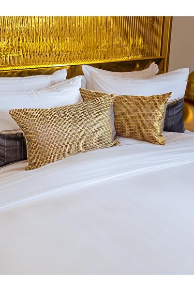 TheBohoHomeDecor Goldie - Gold/altın Saten Dekoratif Kırlent/yastık Kılıfı