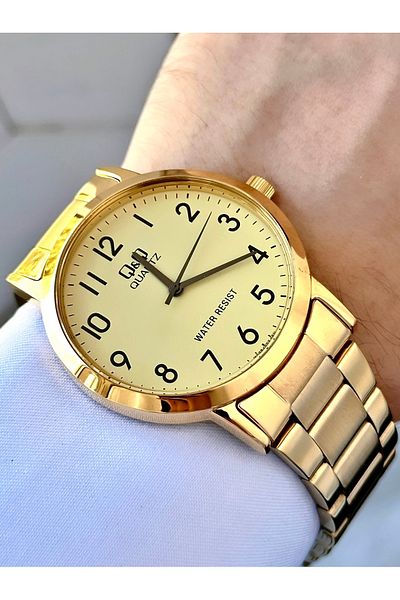 Q&Q Men's Metal Band Wristwatch