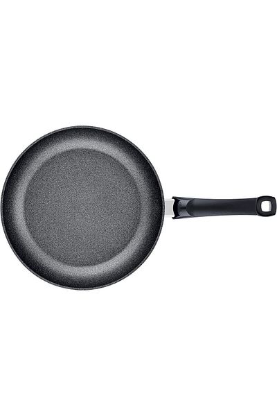 Fissler Adamant Classic 28 Cm Pan - Magic Spatula