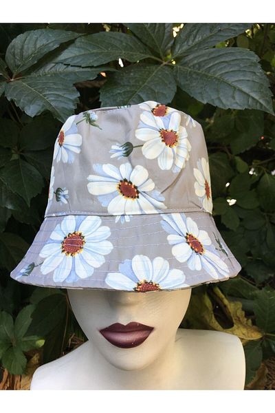 BY SCK Unisex Daisy Bucket Hat - 4 Seasons