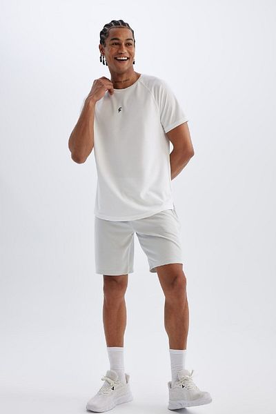 DeFacto Graue Slim-Fit-Sportshorts – schmale Passform, Standardbein V3030az24au