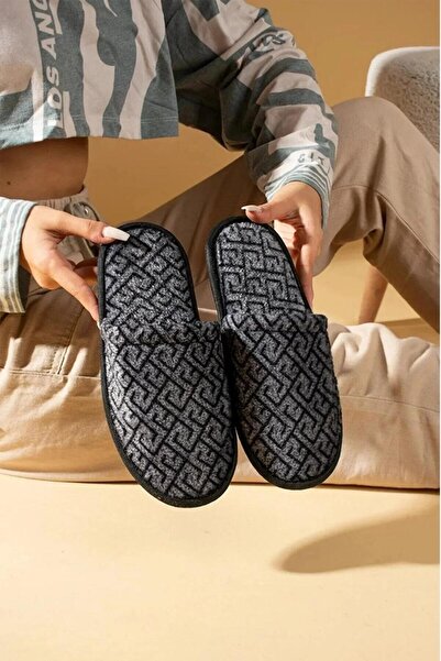 Slipcat Πακέτο 2 - Παντόφλες με κλειστό μπροστινό μέρος και παντόφλες σπιτιού Dowry Bundle