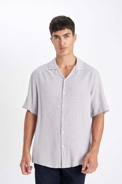 DeFacto Relax Fit Yazlık Polo Yaka Dokulu Kısa Kollu Gömlek C4117ax24sm