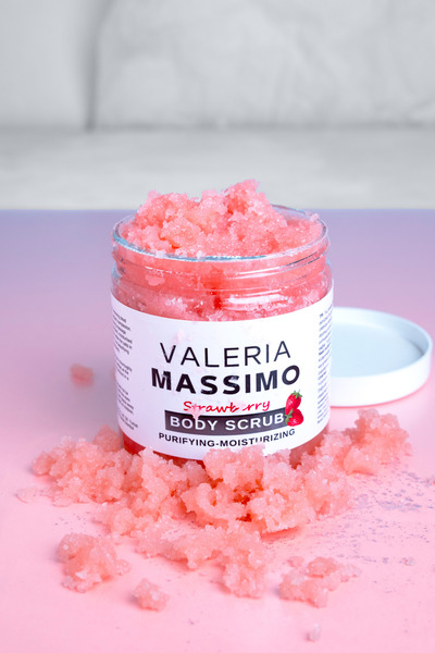 Valeria Massimo 300g Strawberry Extract Ingrown Body Peeling