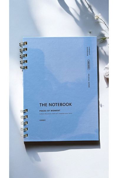 Fark Tanıtım دفتر ملاحظات حلزوني من سلسلة The Notebook مكون من 80 ورقة مقاس A5 (غطاء أزرق فاتح)