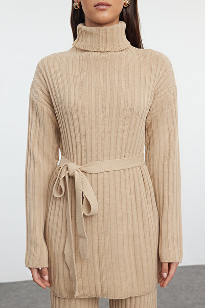 Trendyol Modest Σετ πουλόβερ και παντελόνια με κορδόνια πλεκτά - Σκούρο μπεζ TCTAW25US00029