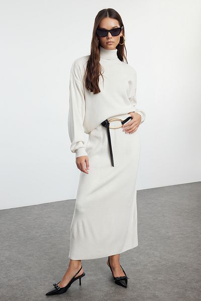 Trendyol Collection Kő garbós kötöttáru szoknyával alsó-felső szett TWOAW24AU00035