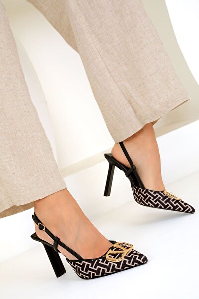 SOHO 19494 Model černé dámské klasické boty na podpatku