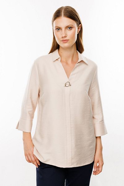 Mi Pret a Porter Blouse with Slit Mi Sleeves and Accessories