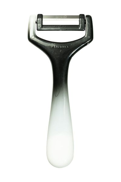 Solingen Slingshot Marbled Peeler - Black