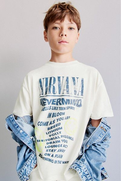 The Champ Clothing Бяла детска тениска с щампа на усмивка Nirvana