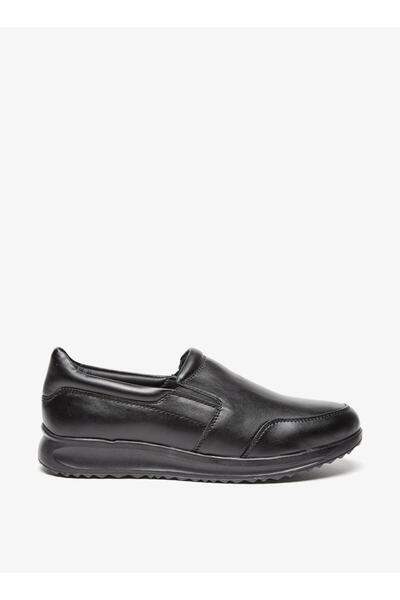 LBL by Shoexpress Men's Solid Slip-On Loafers