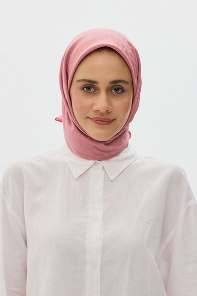 Mira İpek Shiny Jacquard Bloom Patterned Scarf