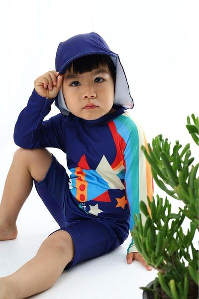 mikam Long Sleeve Sun Protection Zippered Swimsuit with Hat for Boys