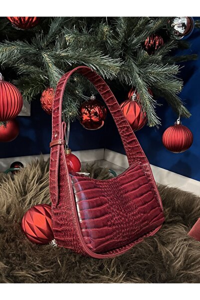 bagbang حقيبة نسائية بيضاوية منقوشة بنقشة التمساح باللون الأحمر الكرزي