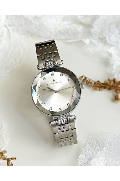 Navimarine Crystal Glass Look Silver Color Women's Wristwatch