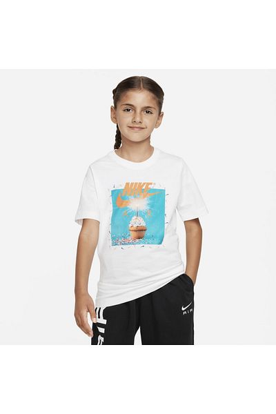 Nike Sportswear Genc Cocuk T-Shirt