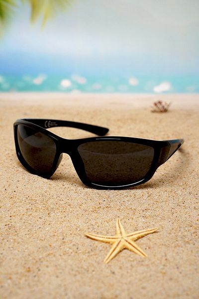 Di Caprio Men's SunGlasses - Black, Face HuGGinG, Curved