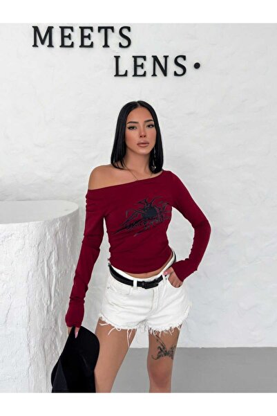 SERBA Чорний топ з принтом «Вдова» - з низькими плечима і довгими рукавами