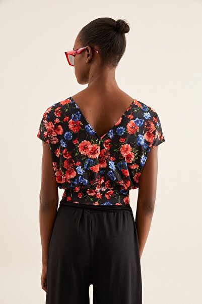 Quincey V-Neck Blouse