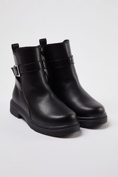 TRENDYOL SHOES Cizme pentru copii pentru fete mari, cu cataramă neagră, cu fermoar 
 TAKAW25BO00038
