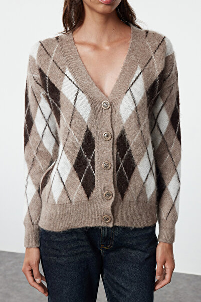 Trendyol Collection Mink V-Neck Soft Textured Plaid Pattern Knitwear Cardigan Twoaw25Hi00276