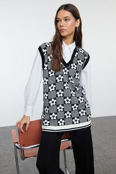 Trendyol Modest Jacquard Plaid Patterned Black Knitwear Set - Tctaw25us00055