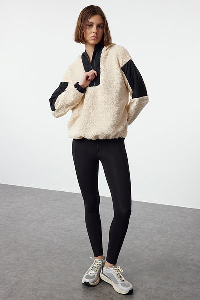 Trendyol Collection Плюшен плетен спортен суитшърт - цвят на камък, детайл с цип THMAW25SW00001